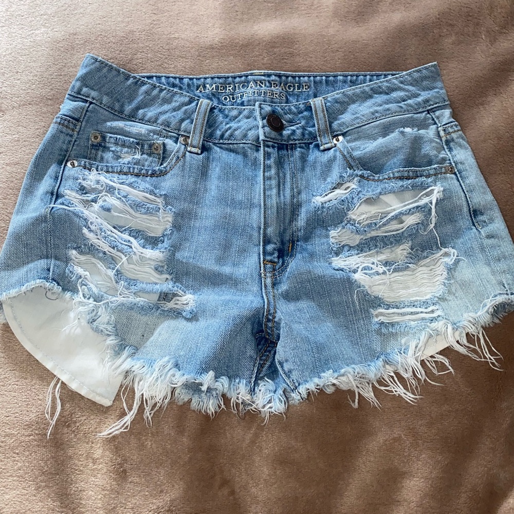American Eagle Hi-Rise Festival shorts